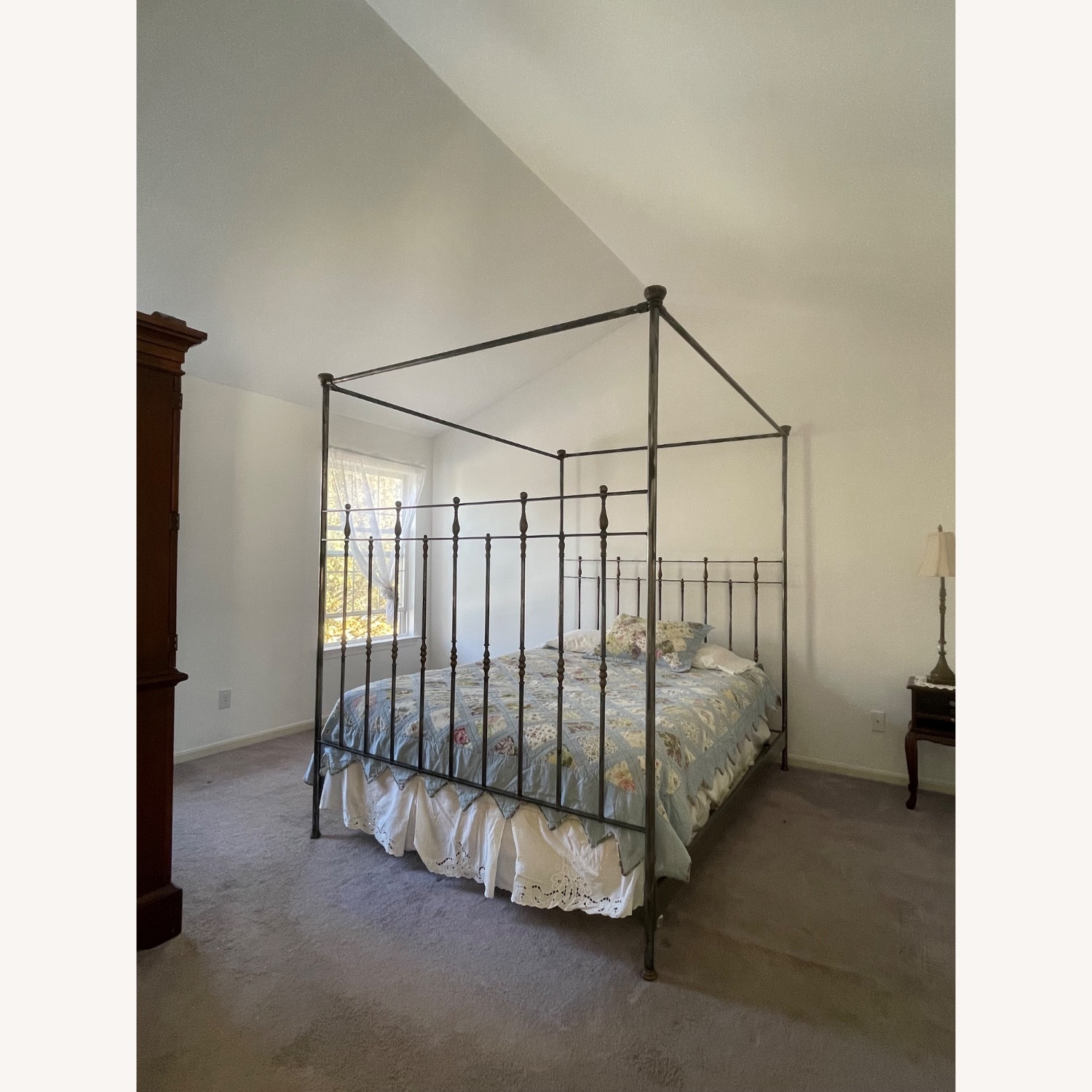 Vintage/Antique Finds Queen Iron/Brass Canopy Bed - image-9