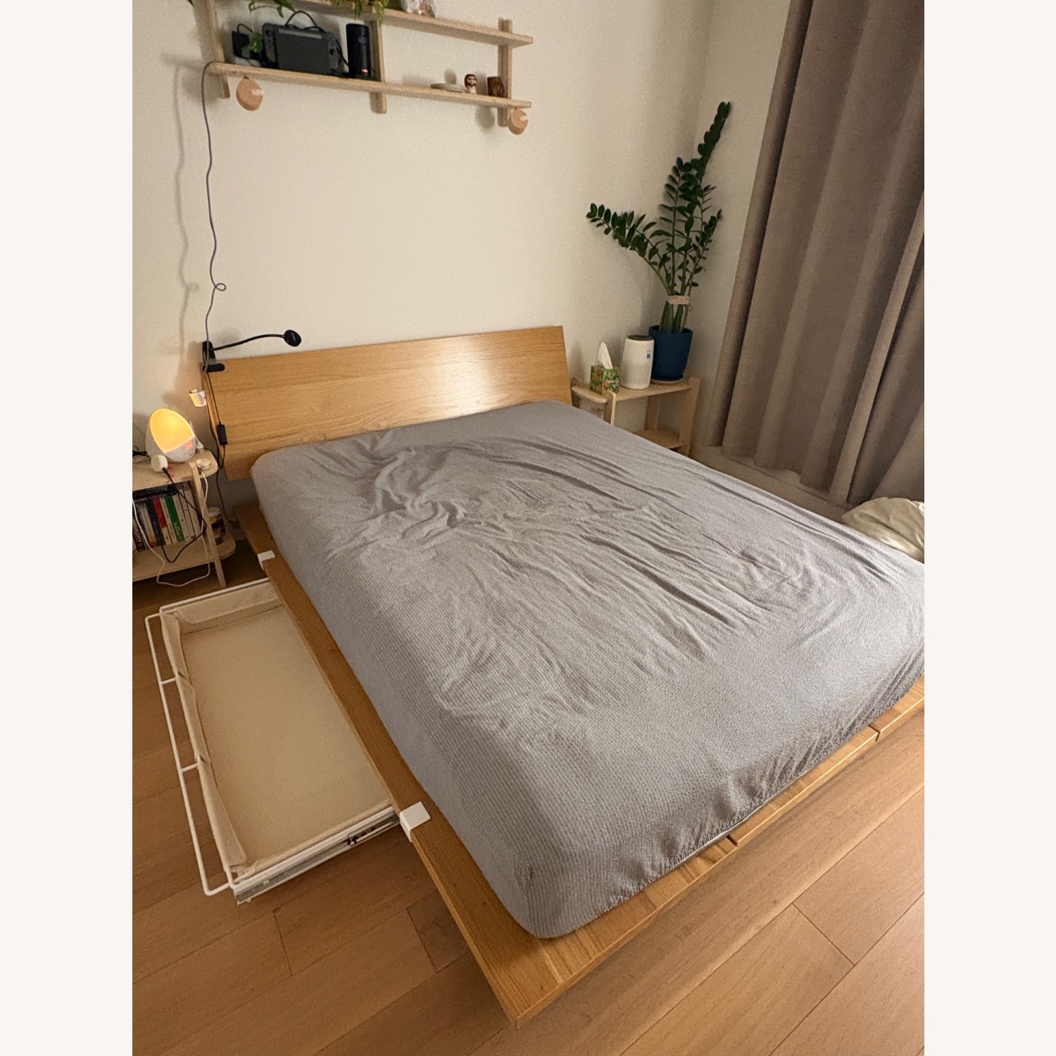Floyd Natural Wood Queen Bed - image-2