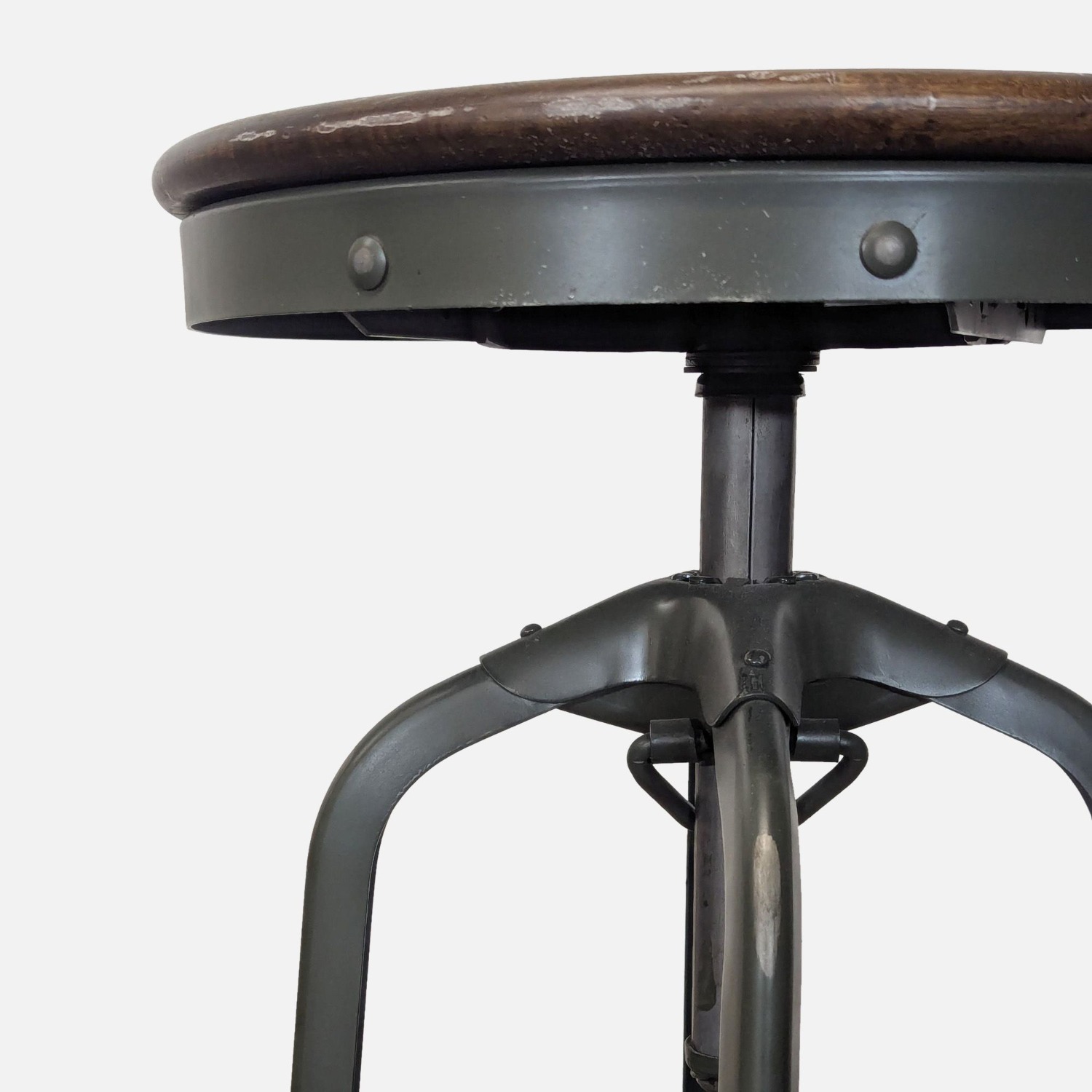 Taiga Furnishings Adjustable Height Bar Stool  - image-4