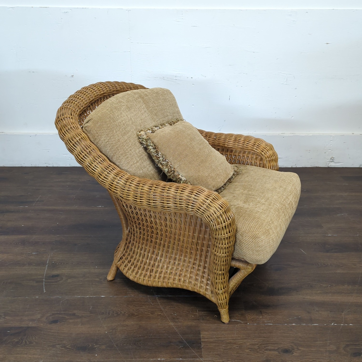Lane Venture Wicker Lounge Chair with Cushion  - image-3
