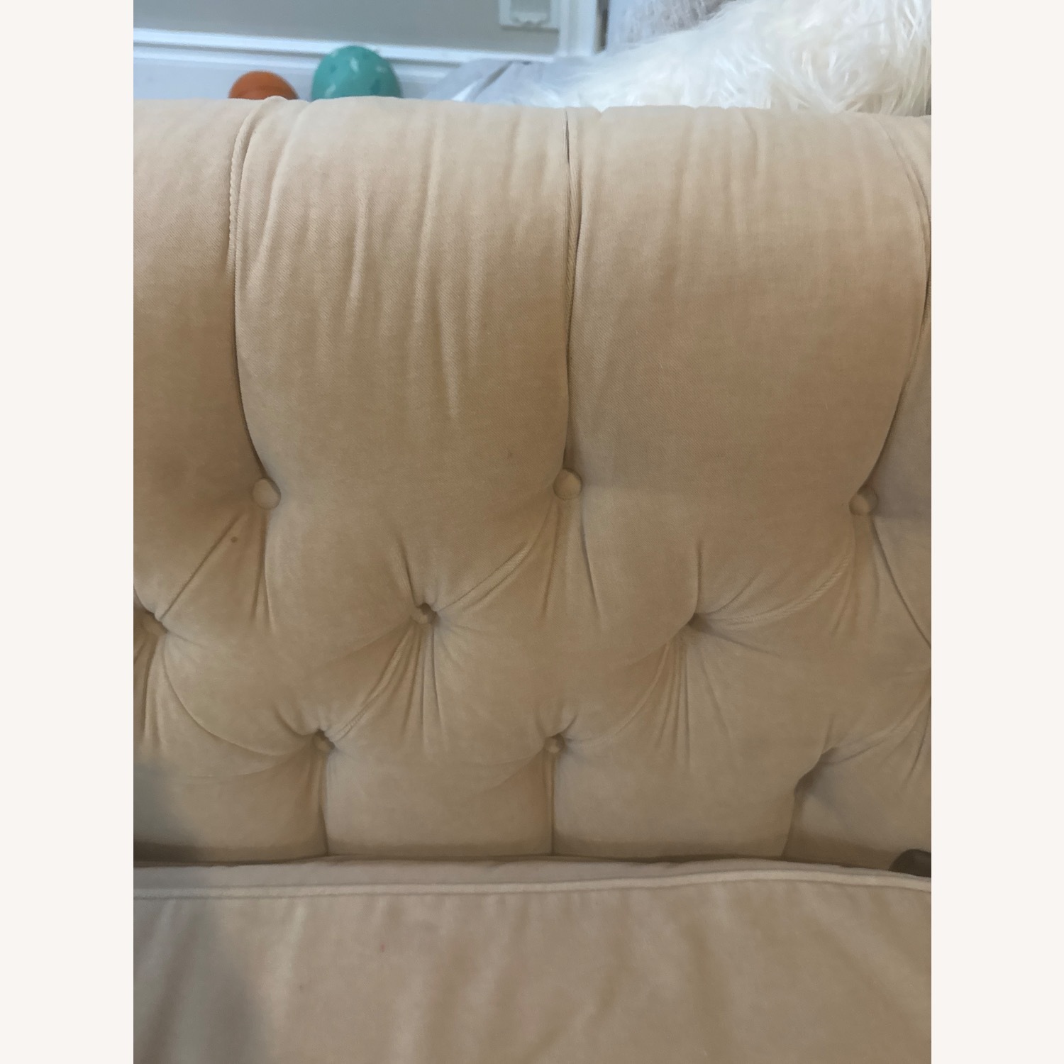Vintage Tufted Chesterfield Sofa – Neutral Beige - image-4
