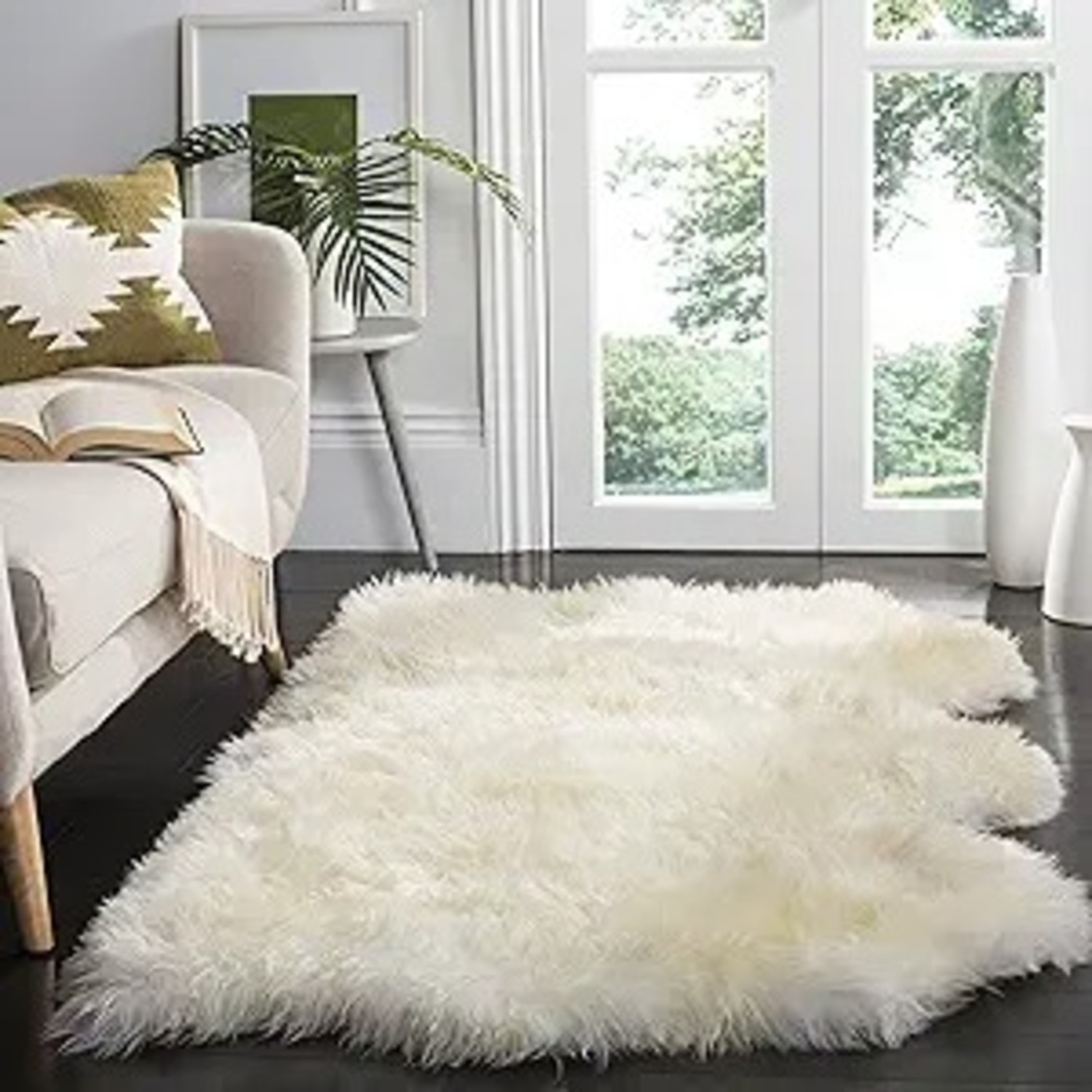Sheepskin Rug 3' x 5' - image-0