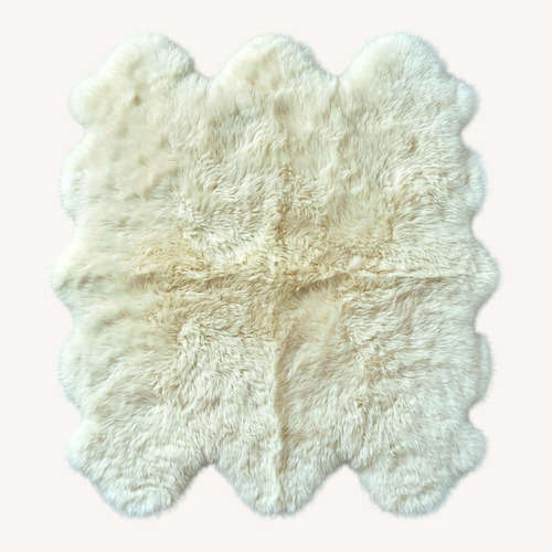 Used Sheepskin Rug 3' x 5' for sale on AptDeco