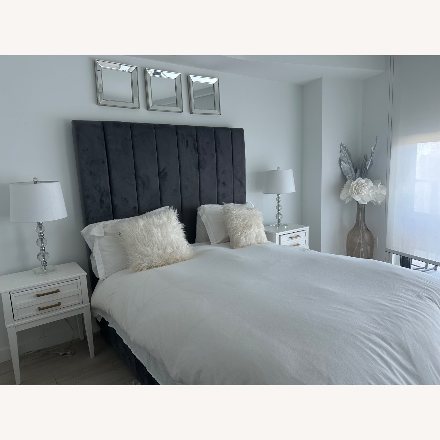 Queen Size Bed - image-2