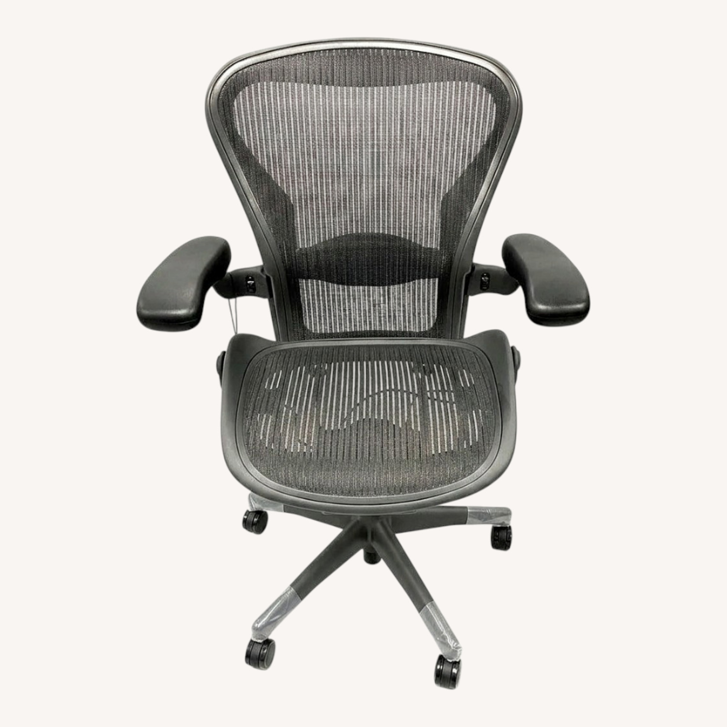 Herman Miller Aeron Office Chair Size B - image-8