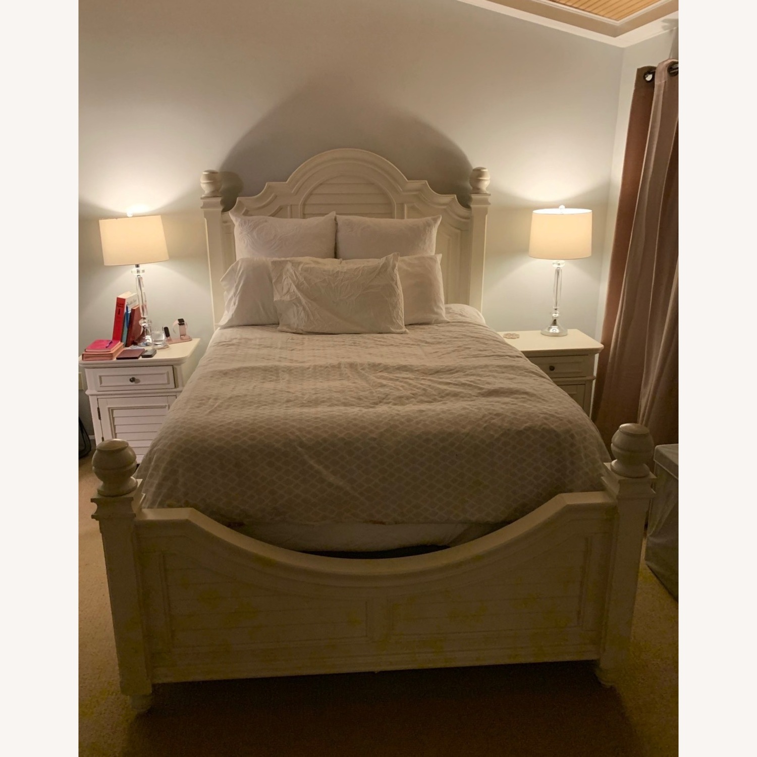 Ashley Furniture White Wood Queen Bed - image-2