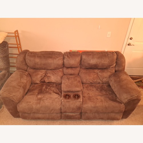 Used Jackson Furniture Ferrington 189 Loveseat for sale on AptDeco