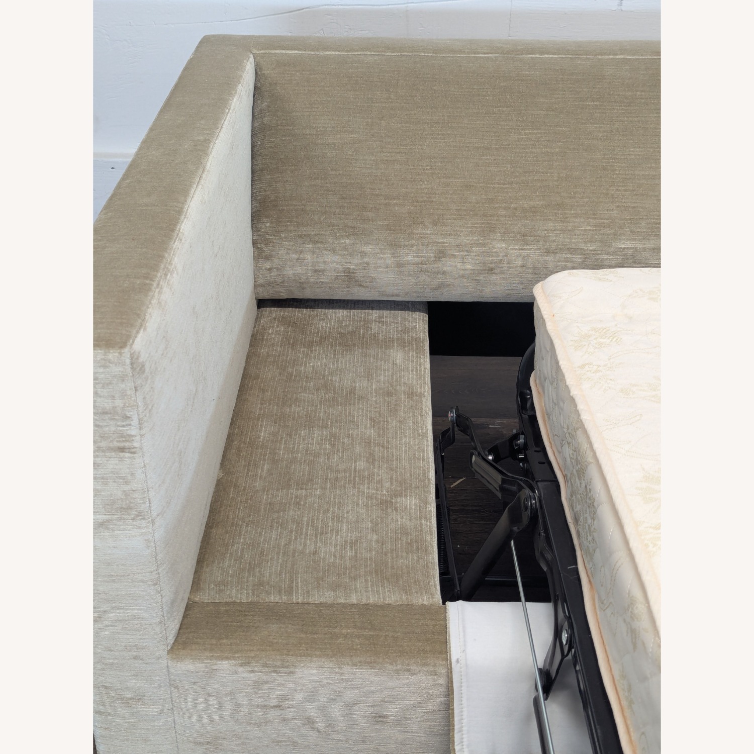  Leggett & Platt Contemporary Sleeper Sofa - image-5