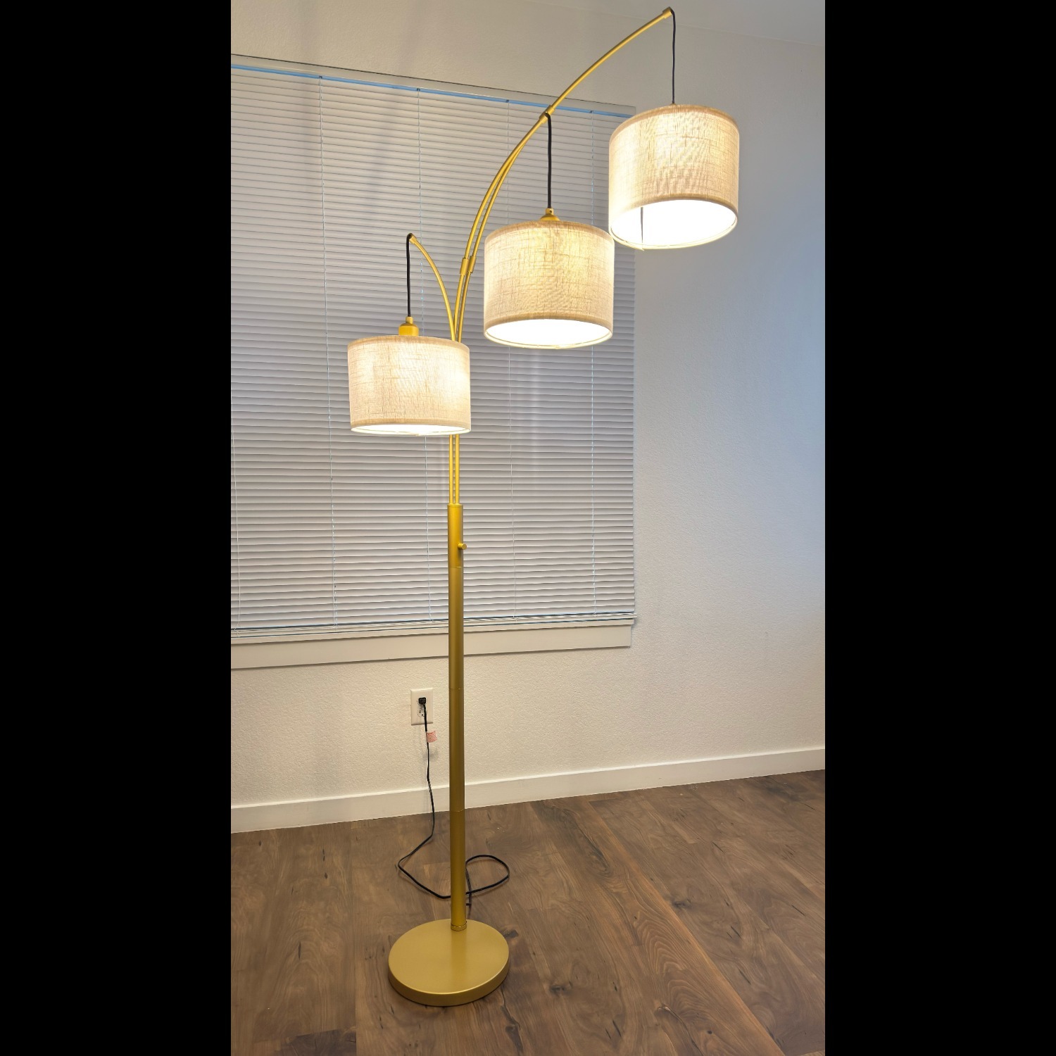 Amazon Modern Gold 3-Light Arc Floor Lamp Dimmable - image-1