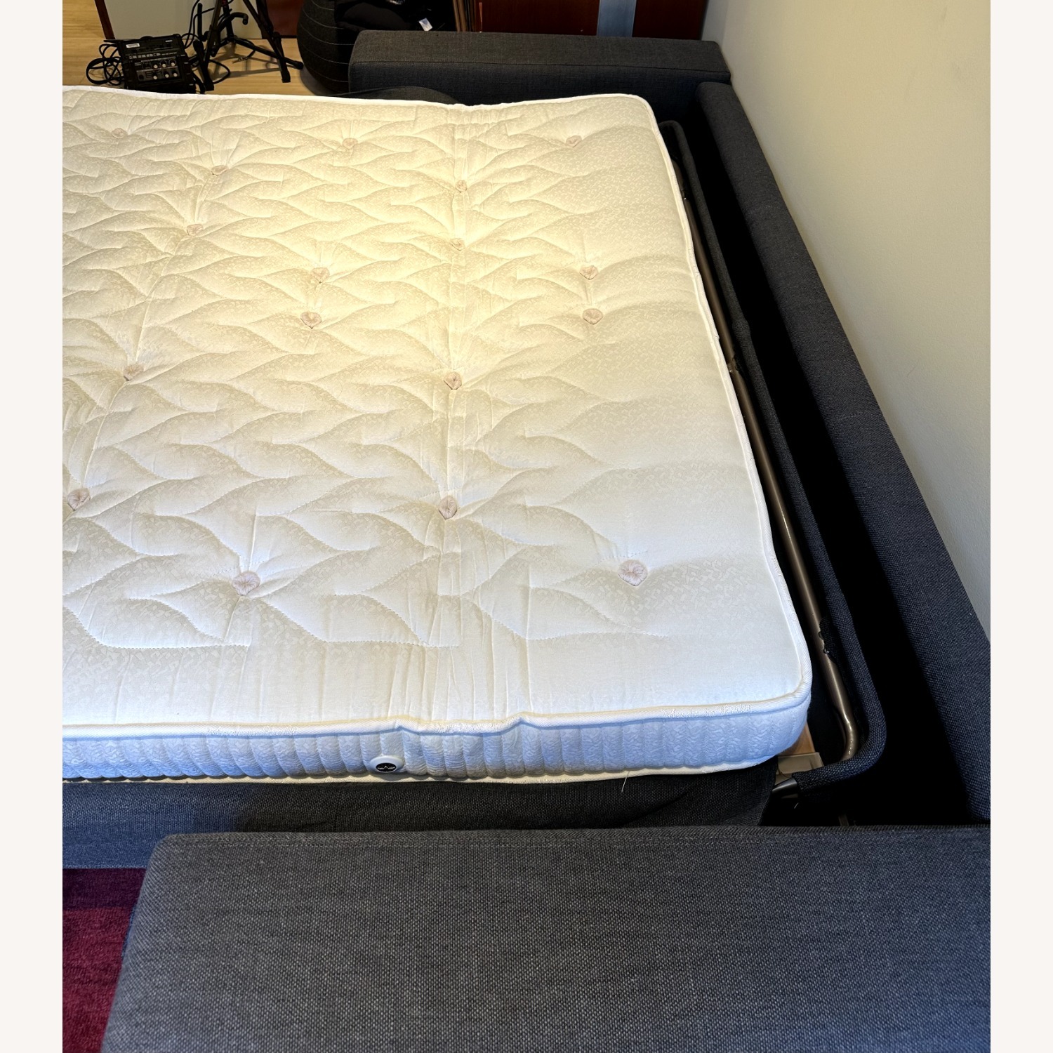Scott Jordan Gray Queen Sleeper Sofa - image-9