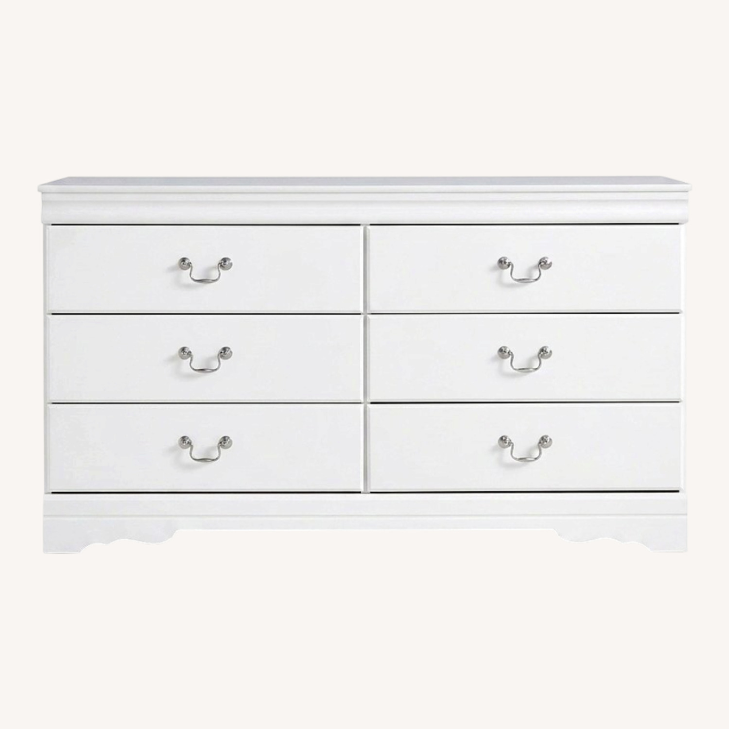 White Chest - image-0