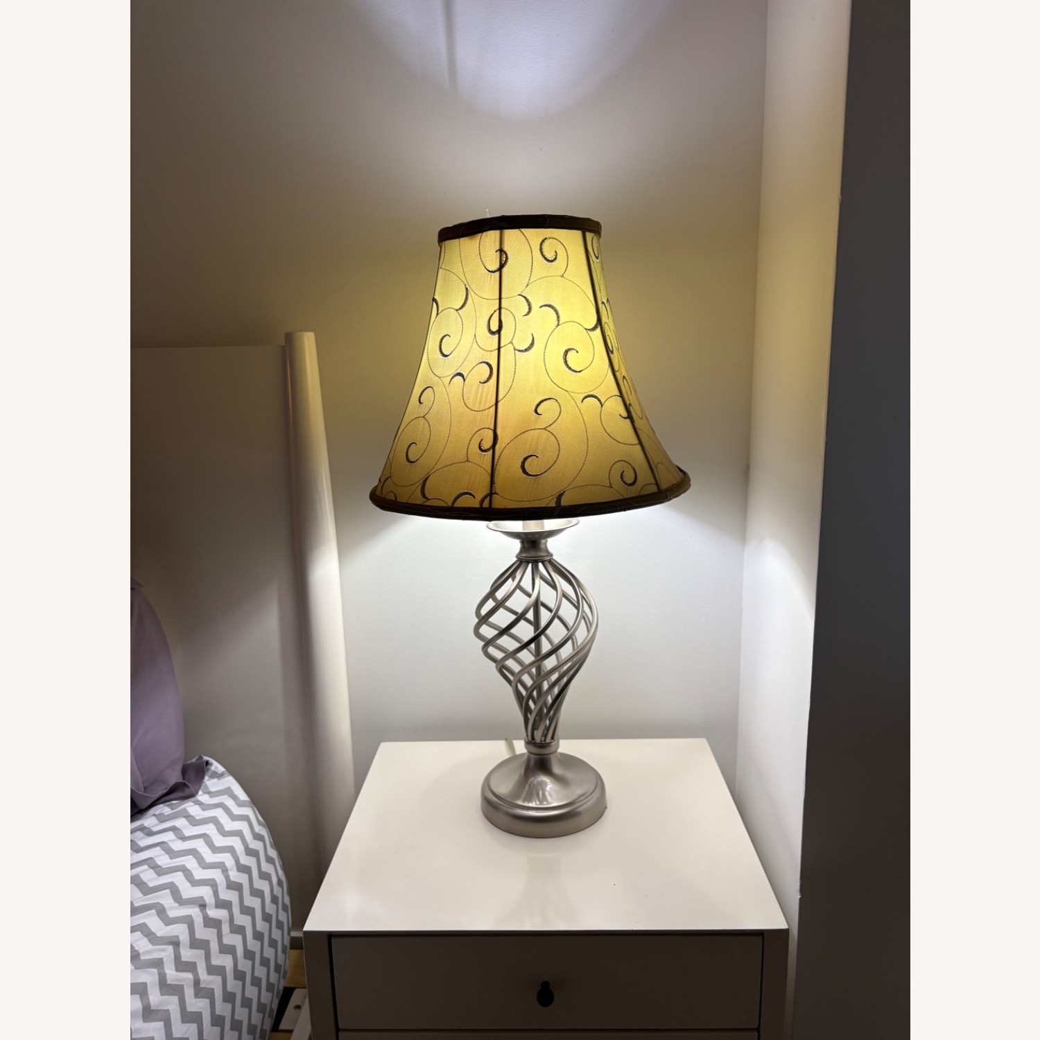 Stylish Silver Metal Table Lamps - image-2