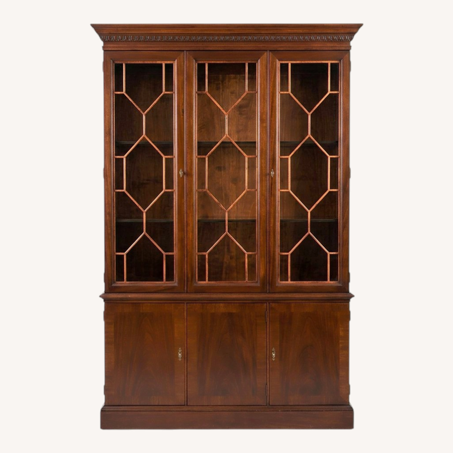 Vintage 1986 Traditional Breakfront China Cabinet - image-0
