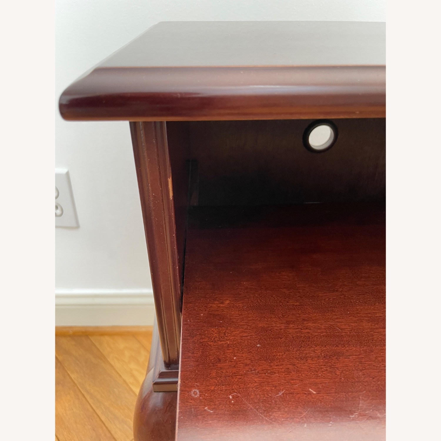 The Bombay Company Queen Anne Telephone Table - image-3