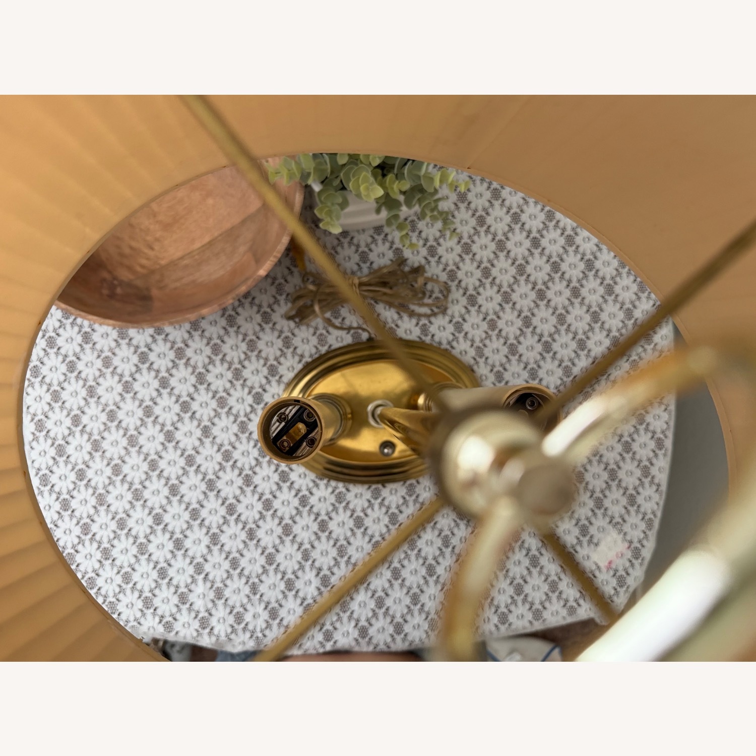 Vintage/Antique Table Lamp - image-5