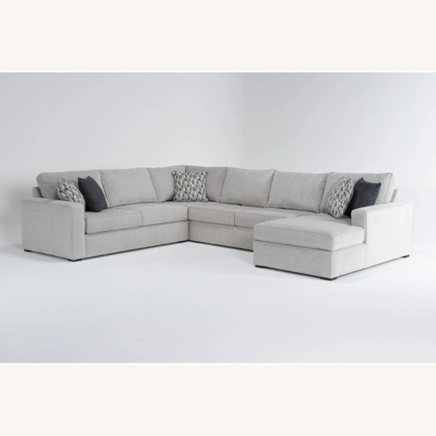 Living Spaces Alder Light Gray 3+ Piece Sectional - image-8