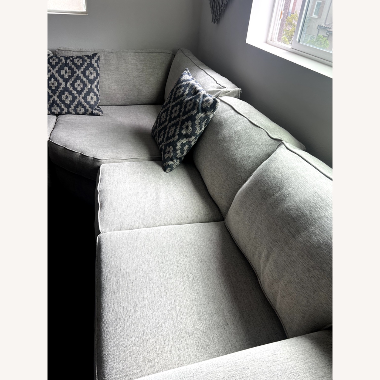 Living Spaces Alder Light Gray 3+ Piece Sectional - image-2