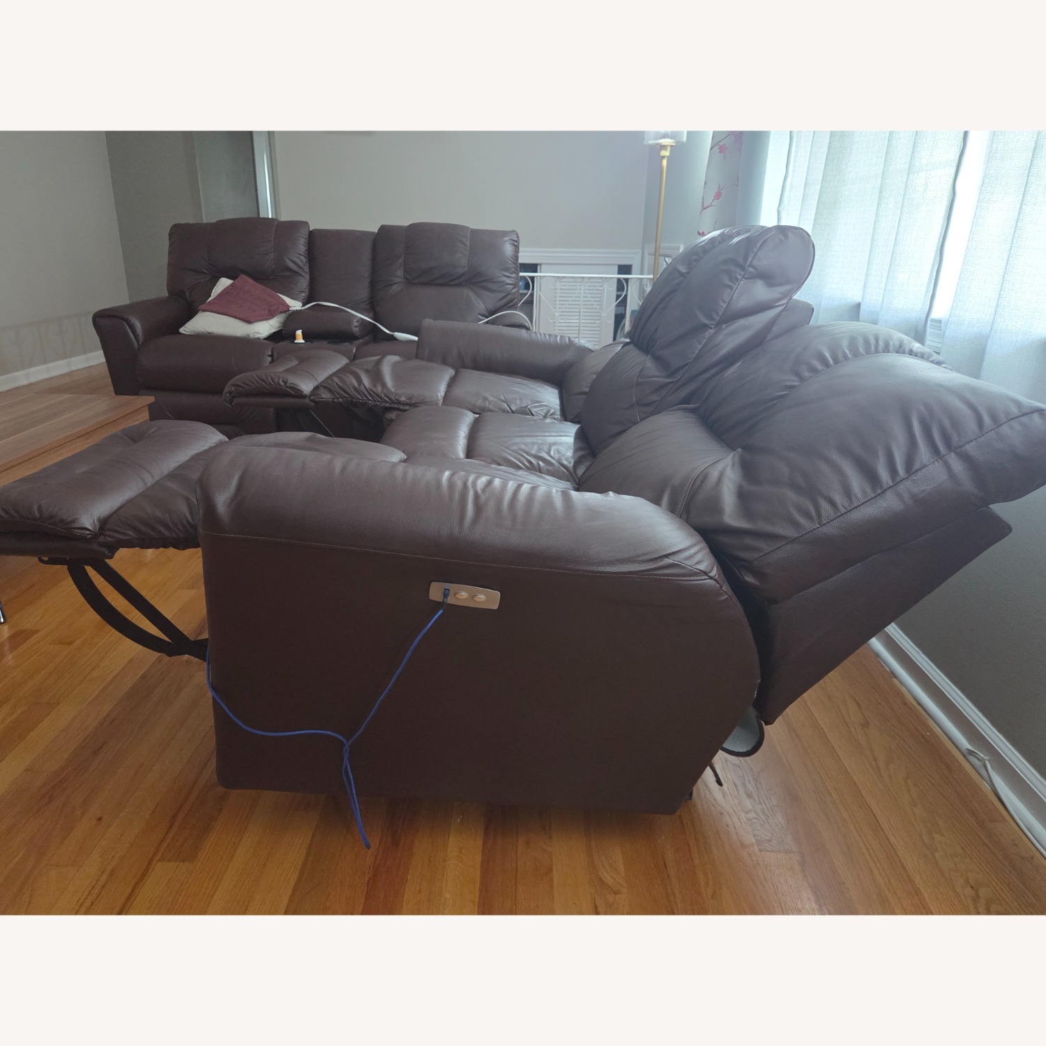 La-Z-Boy PowerRecline Sofa - image-4