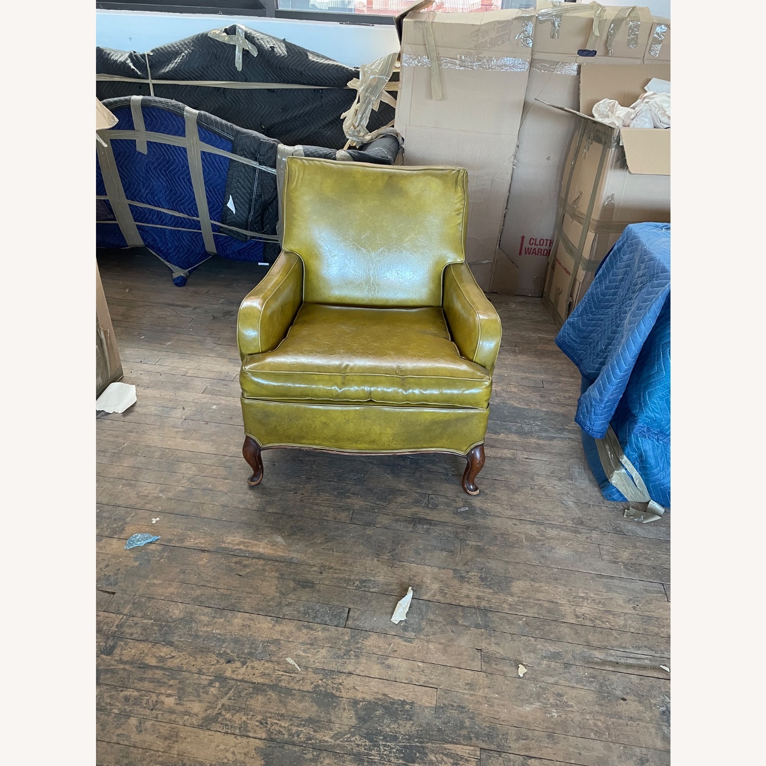 Vintage/Antique Finds Natural Armchair - image-3