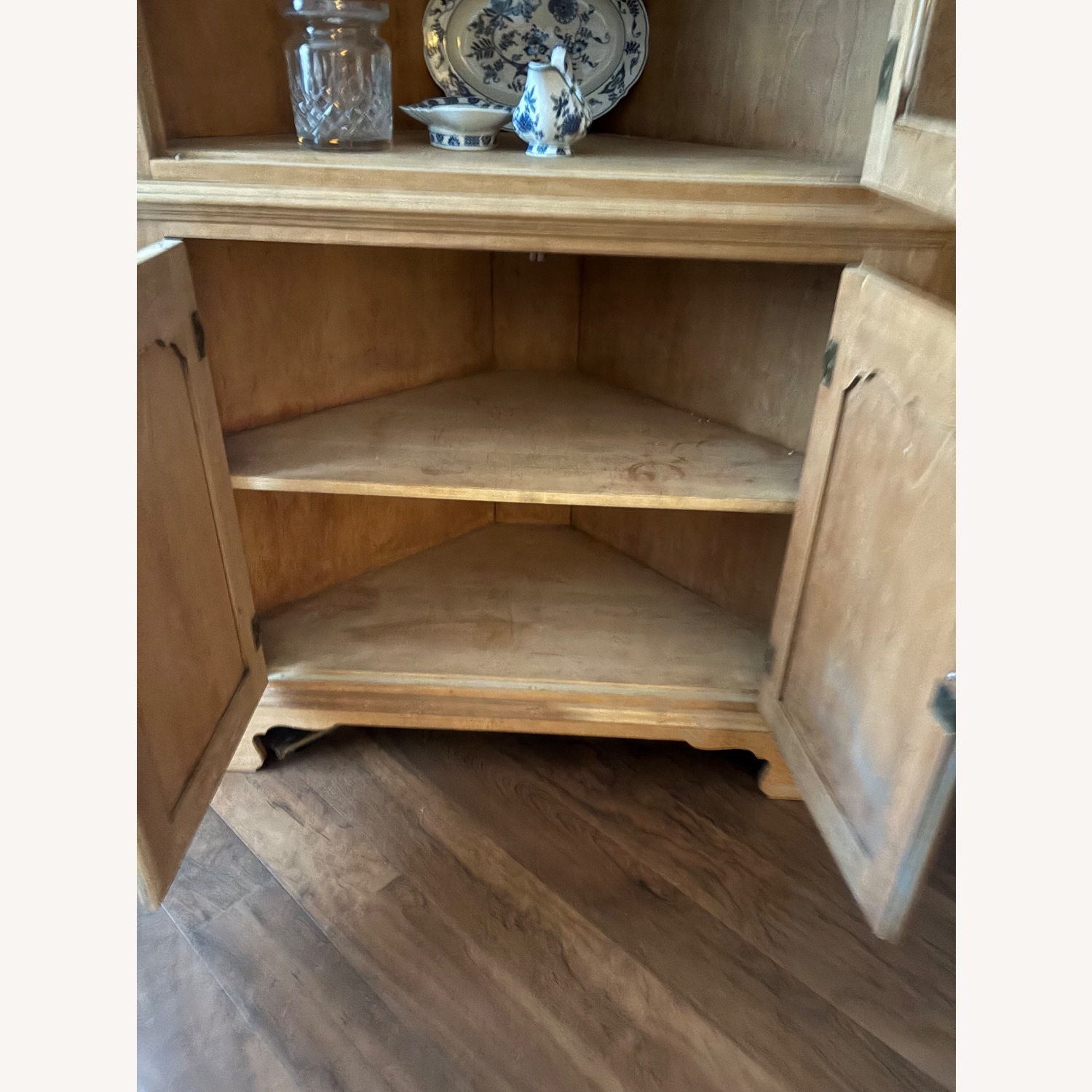 Corner Cabinet - image-3