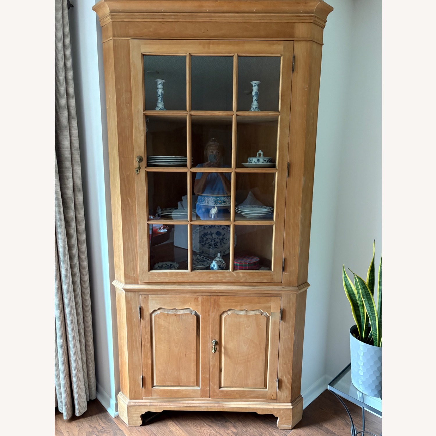 Corner Cabinet - image-1