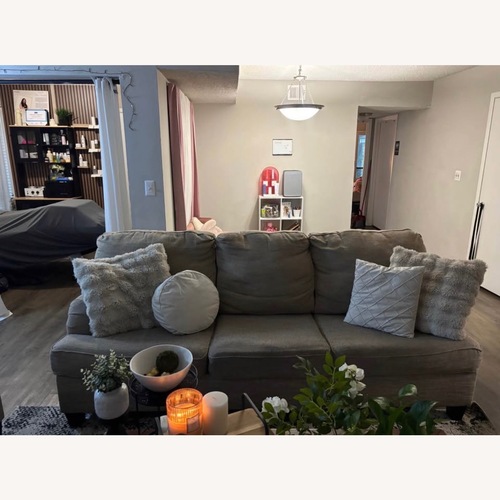 Used American Signature Furniture 3+ Seater Sofa for sale on AptDeco