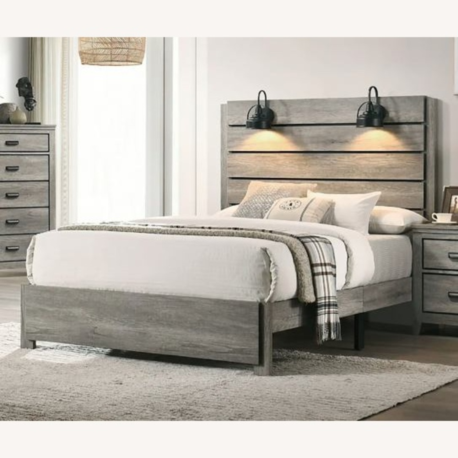 Affordable Home Furnishings Light Gray King Bed - image-4