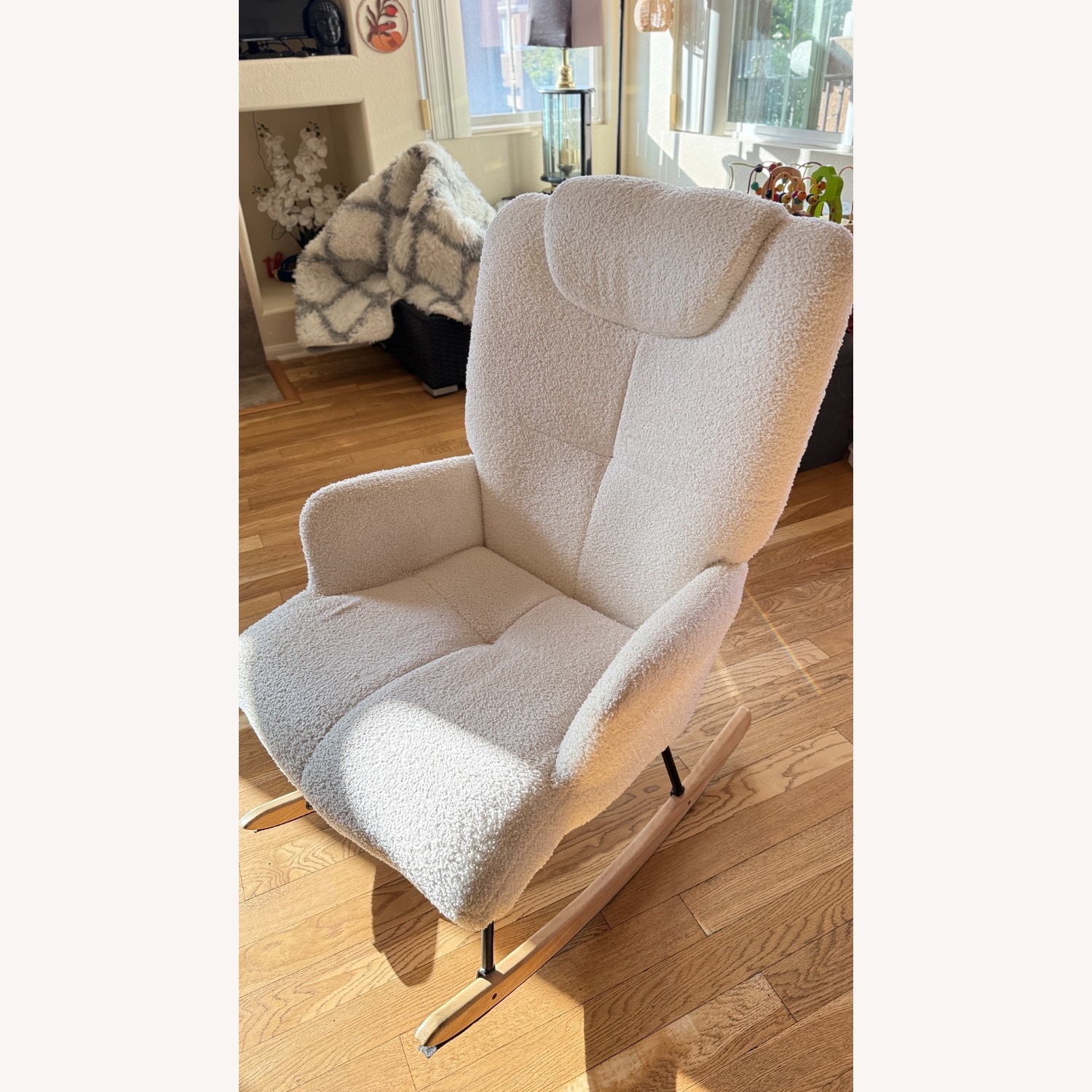 White Wood Nursing Chair - image-2