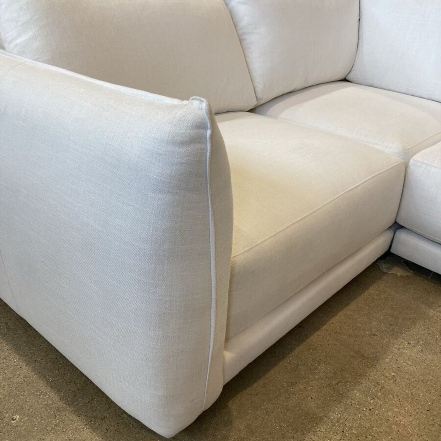 L-Shape Sectional Performance Linen Weave - image-5