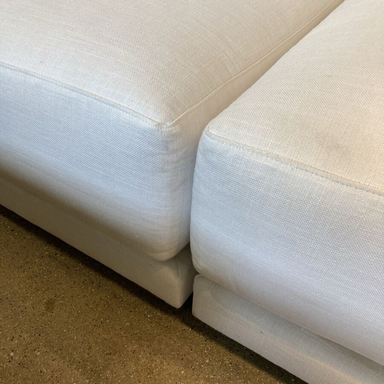 L-Shape Sectional Performance Linen Weave - image-12