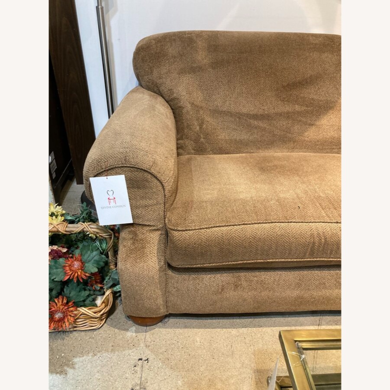 Traditional Fabric Roll-Arm Sofa Brown - image-4