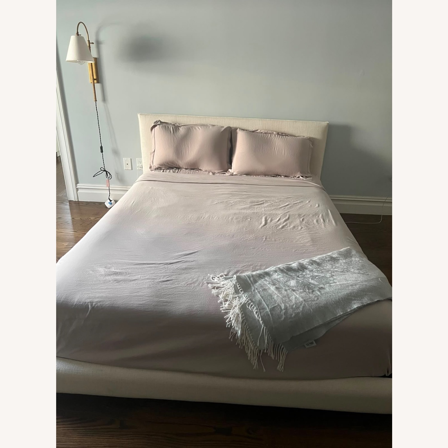 CB2 White Fabric Queen Bed - image-5
