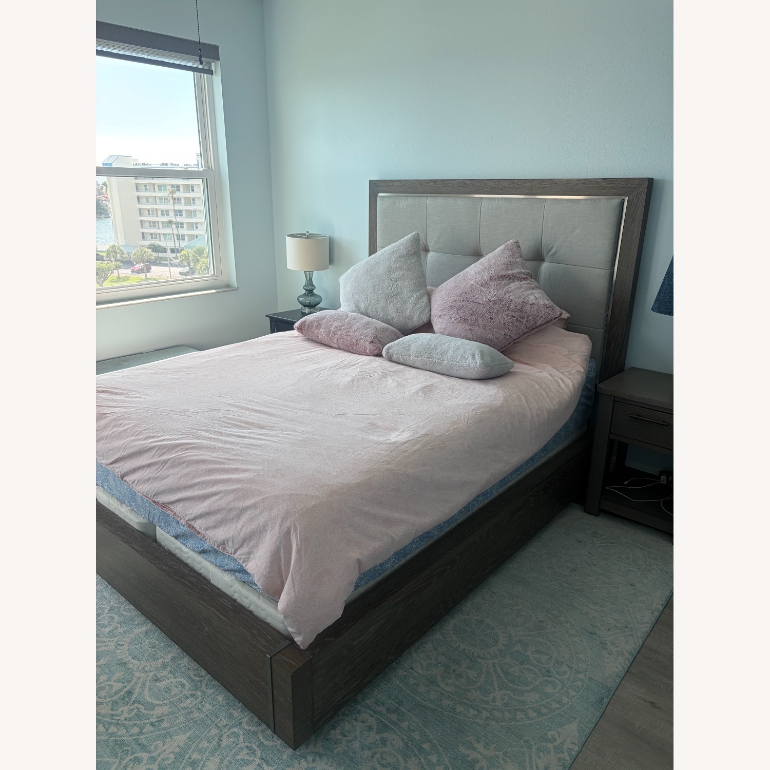 Bassett Modern Dark Brown Wood Queen Bed - image-1