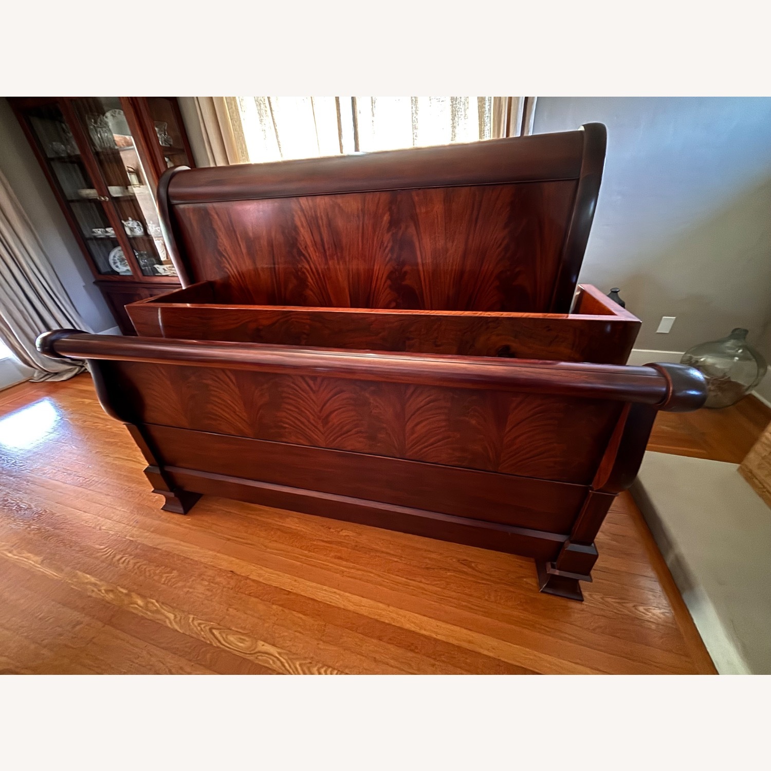 Ralph Lauren Mahogany Flame Queen Bed - image-2