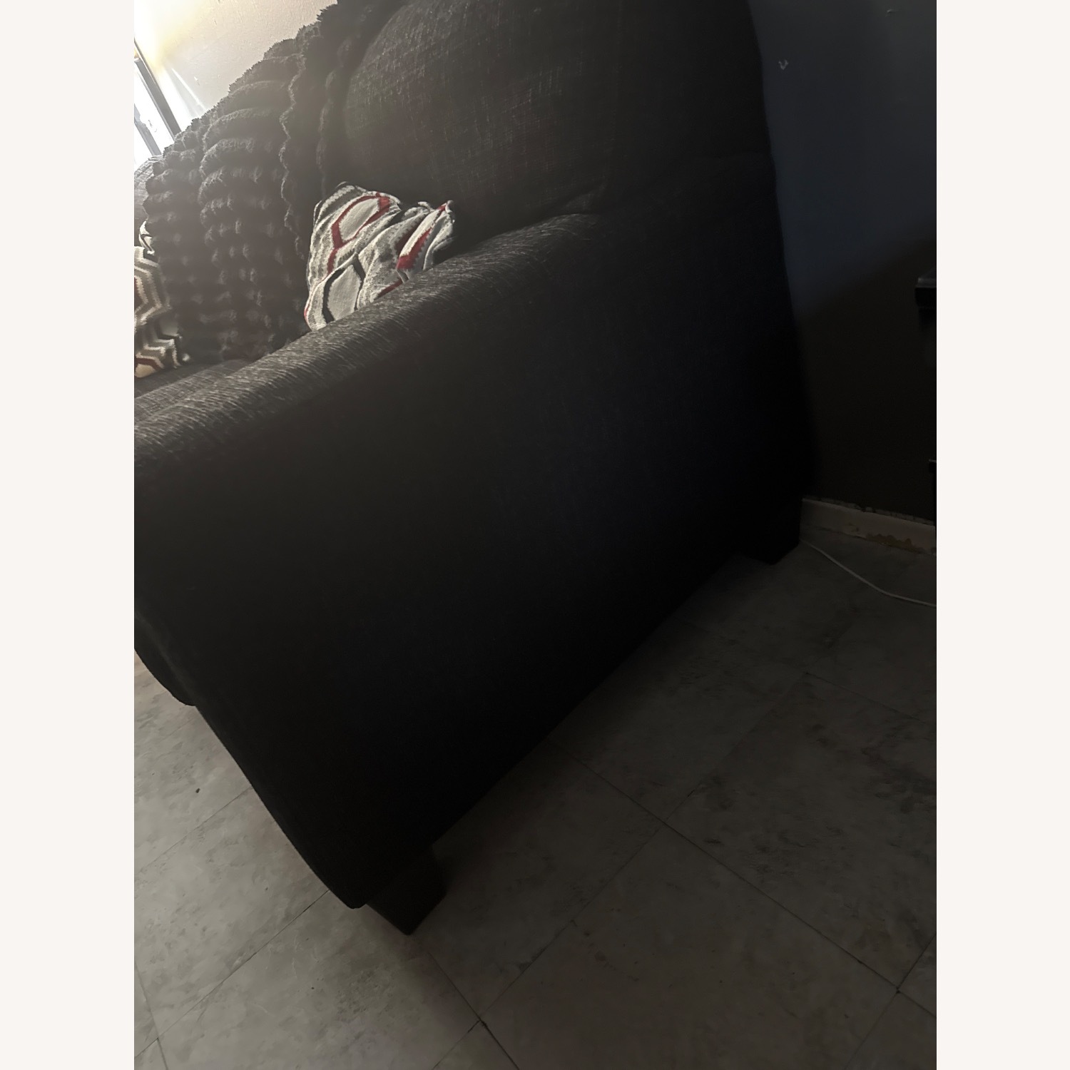 Bob's Discount Furniture Black 3+ Seater Sofa - image-3