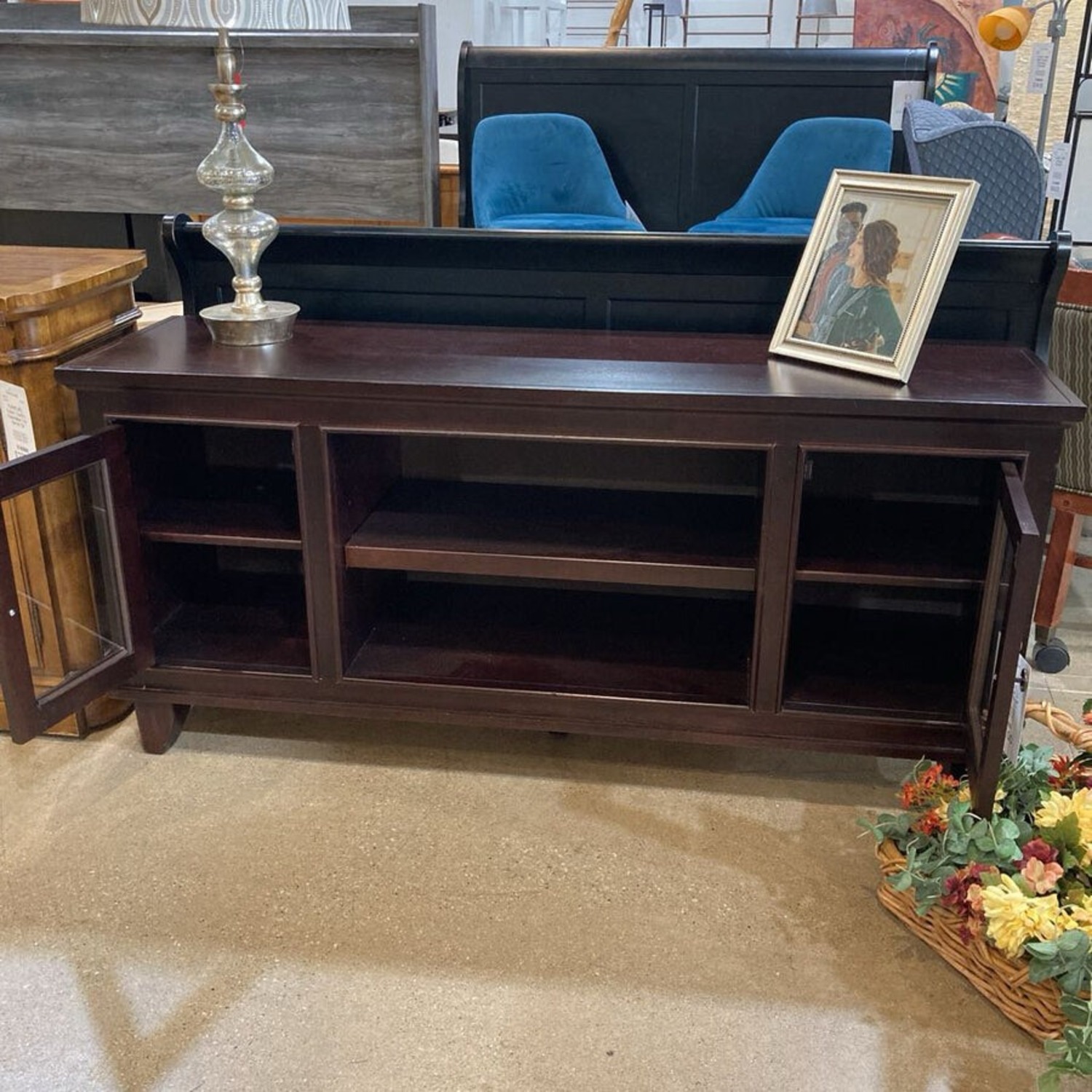 Transitional 2-Cabinet 1-Shelf Media Console - image-12