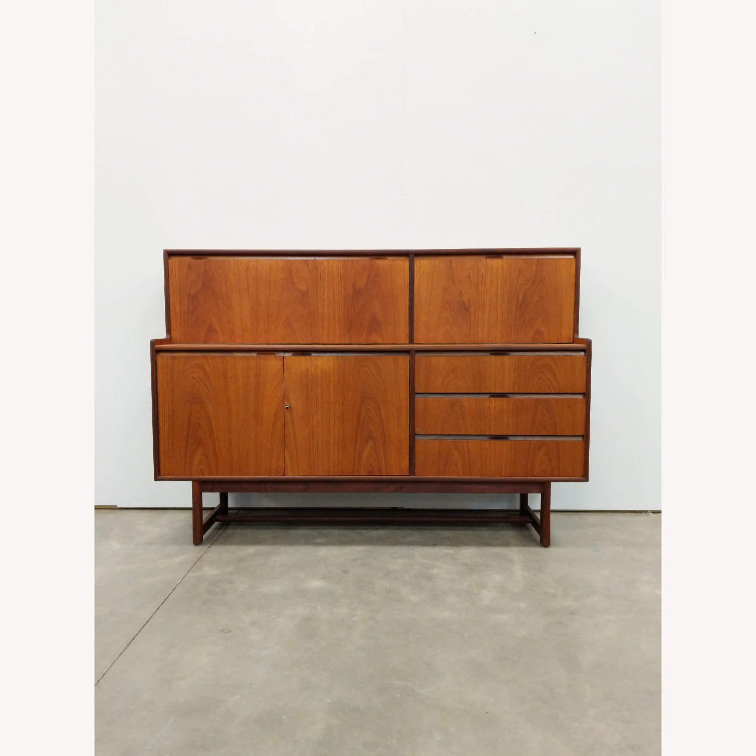Vintage Mid Century Modern Teak Turnidge Sideboard - image-10