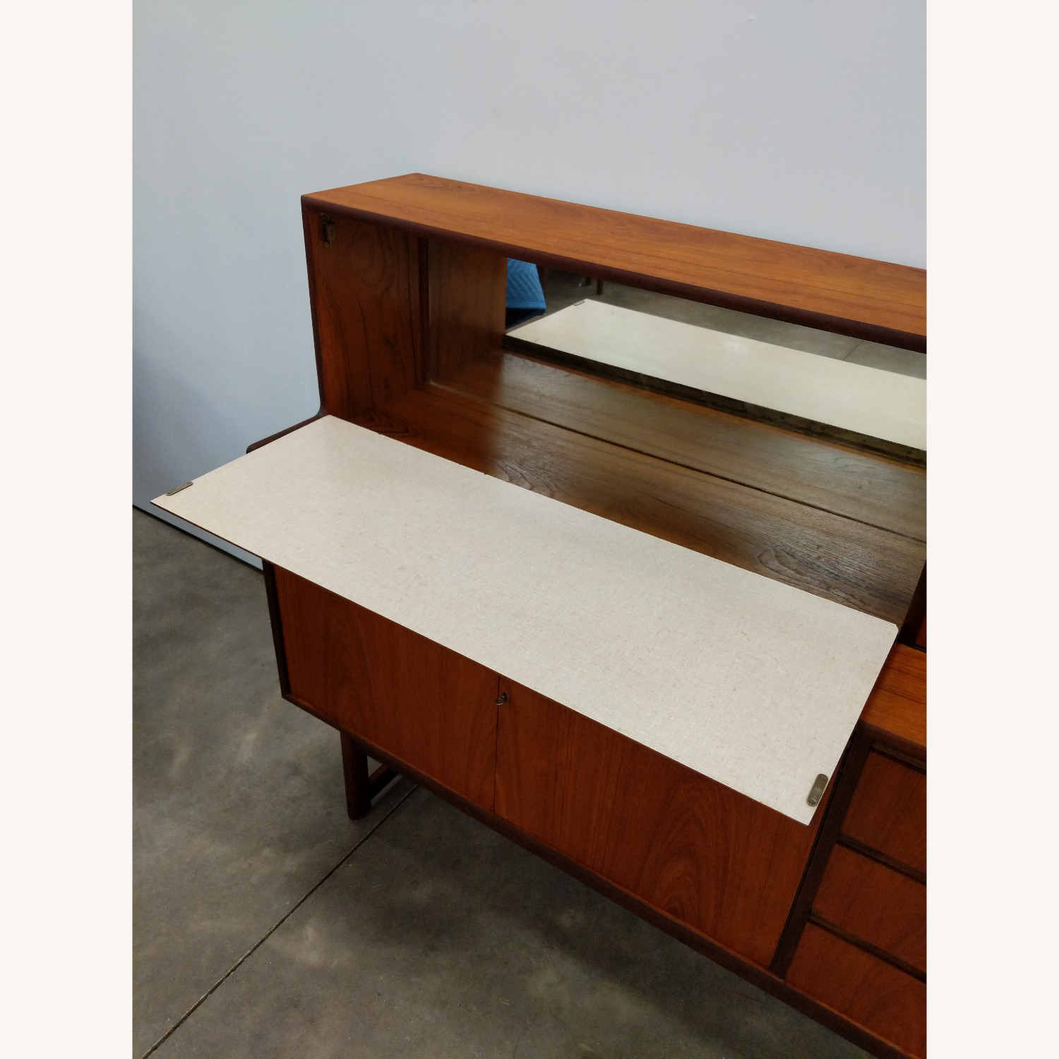 Vintage Mid Century Modern Teak Turnidge Sideboard - image-4