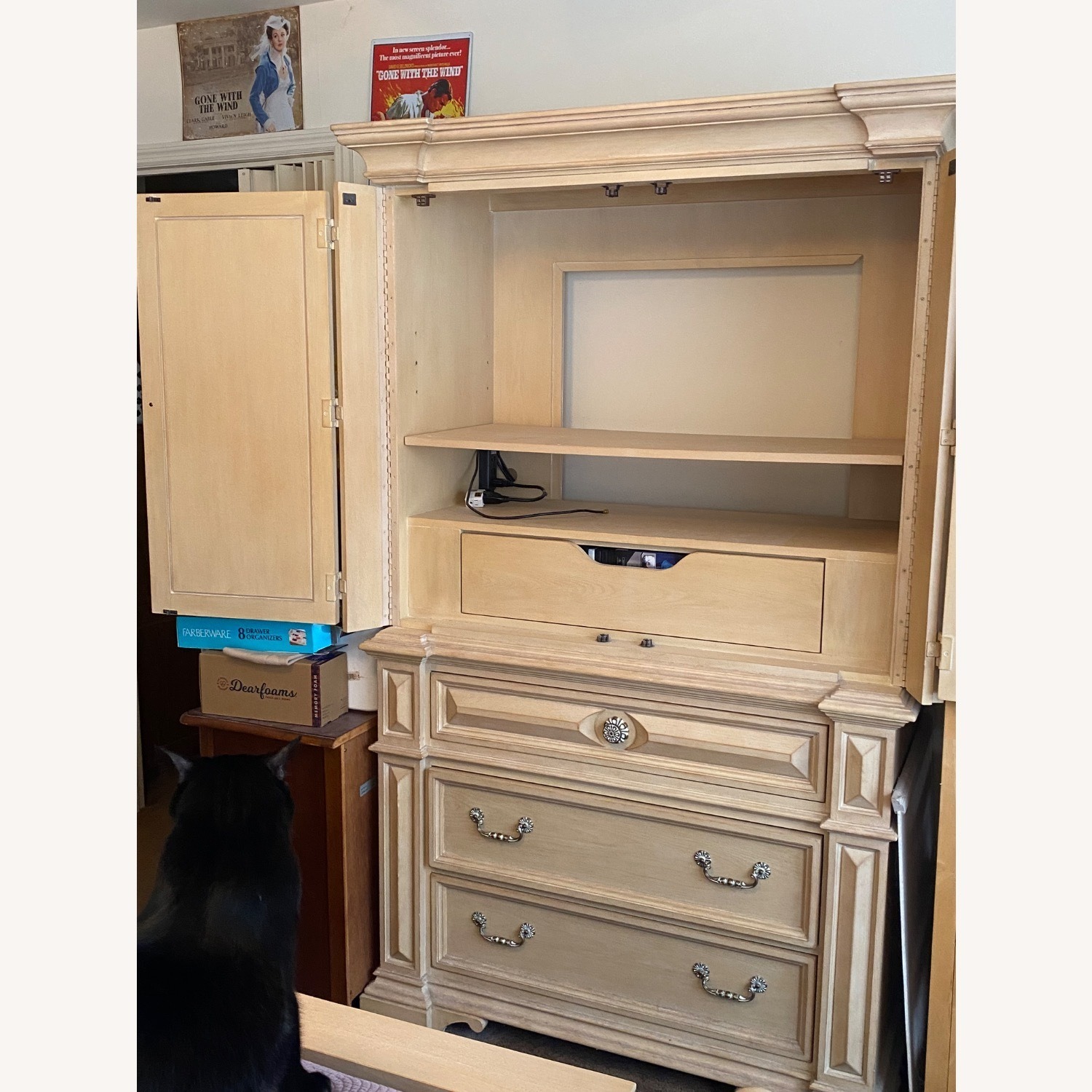 Thomasville Furniture Industries Sideboard - image-8
