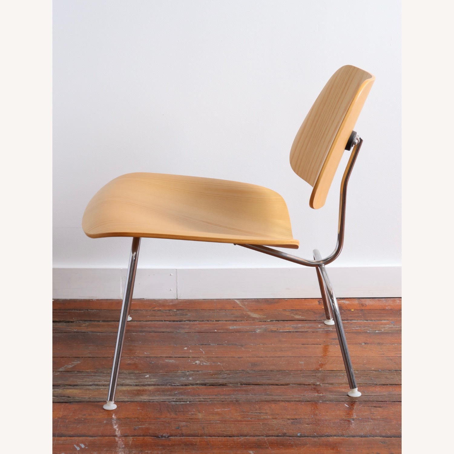 Eames LCM Chairs - image-3