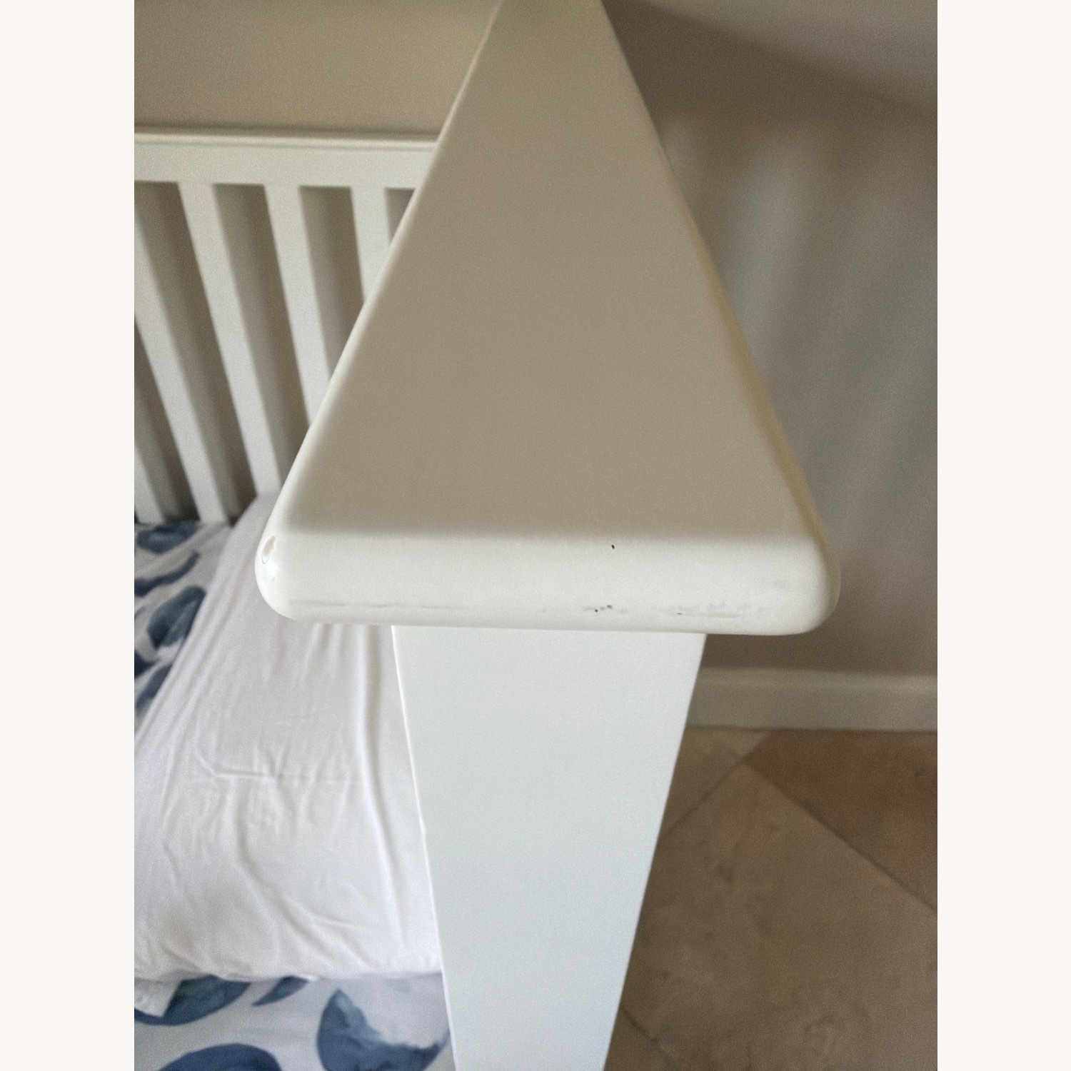 Pottery Barn Kendall White Wood Crib - image-4