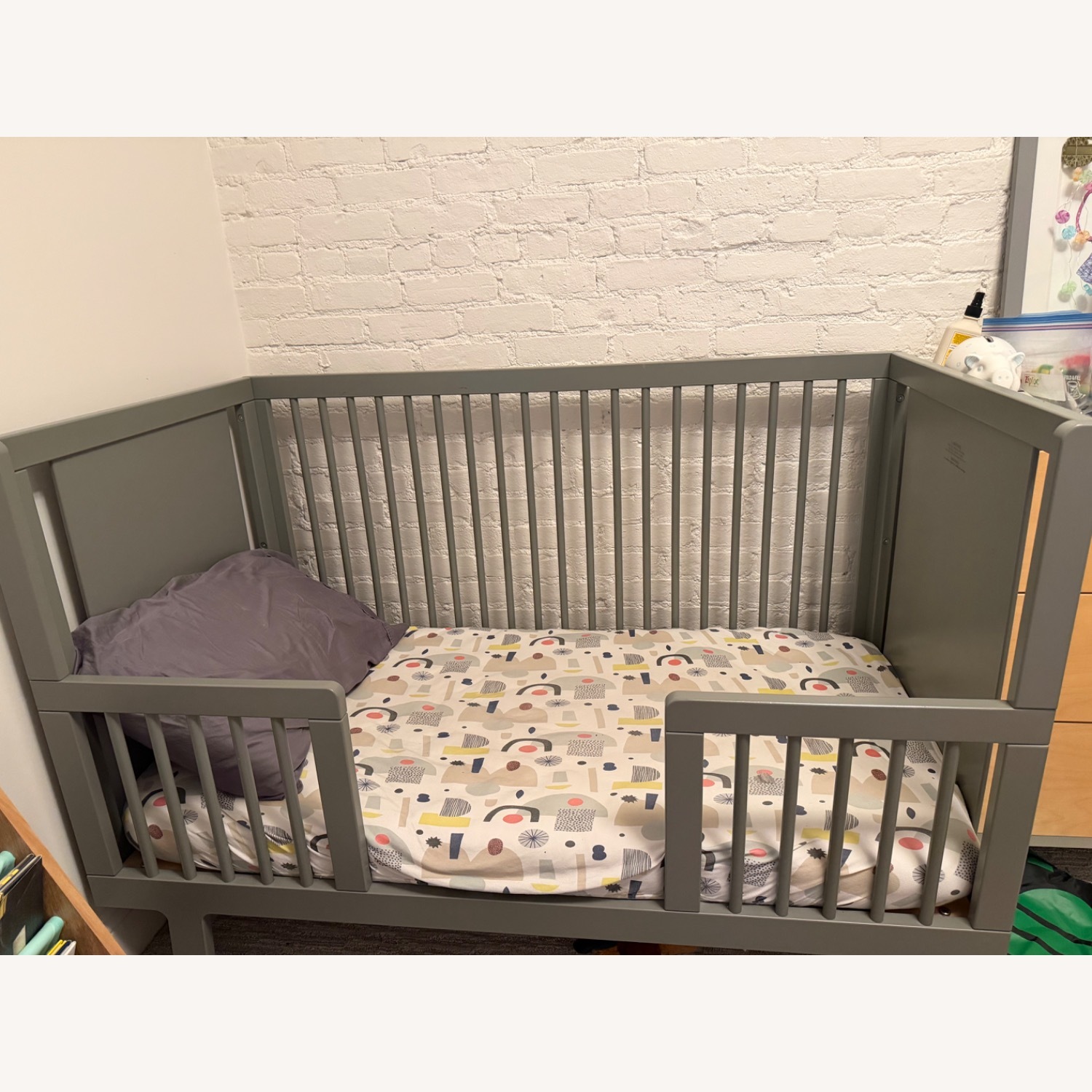 Oeuf Sparrow Light Gray Wood Crib - image-3