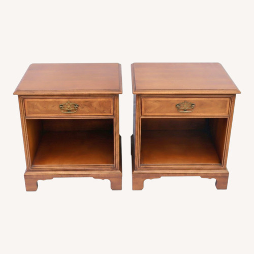 Used 1980s Henredon Fine Furniture Pair of Nightstands for sale on AptDeco