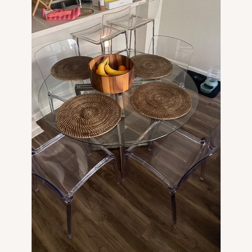 Used Pleasant Hill Dining Set for sale on AptDeco