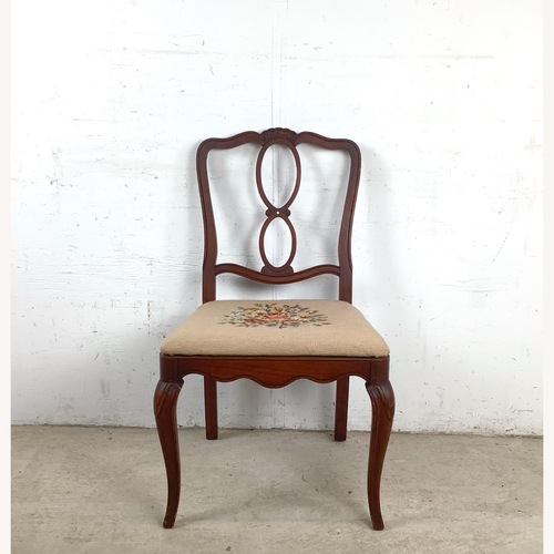 Used
Vintage Queen Anne Style Cherry Accent Chair for sale on AptDeco