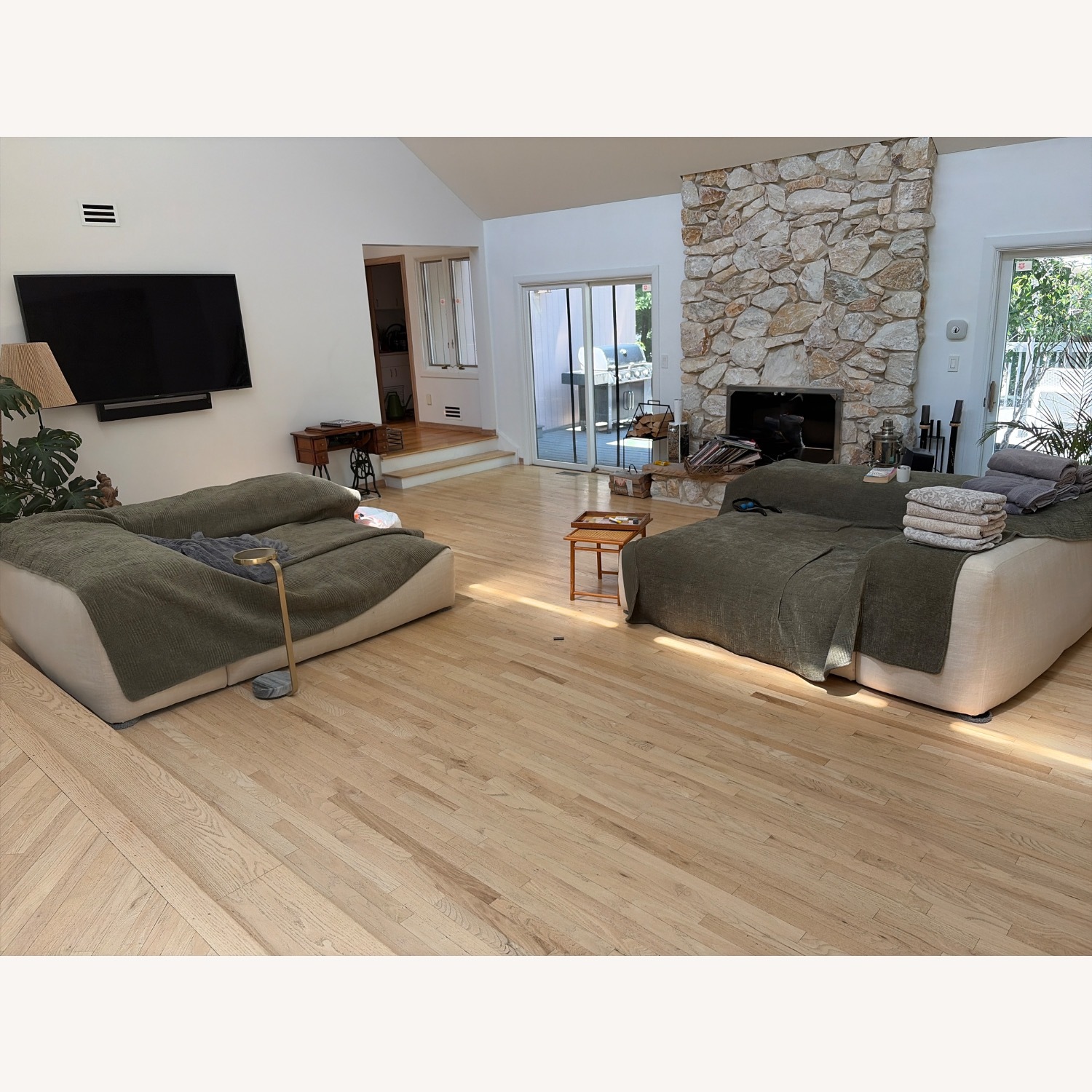 ABC Carpet and Home Edith Ann Sectional Sofa  - image-5