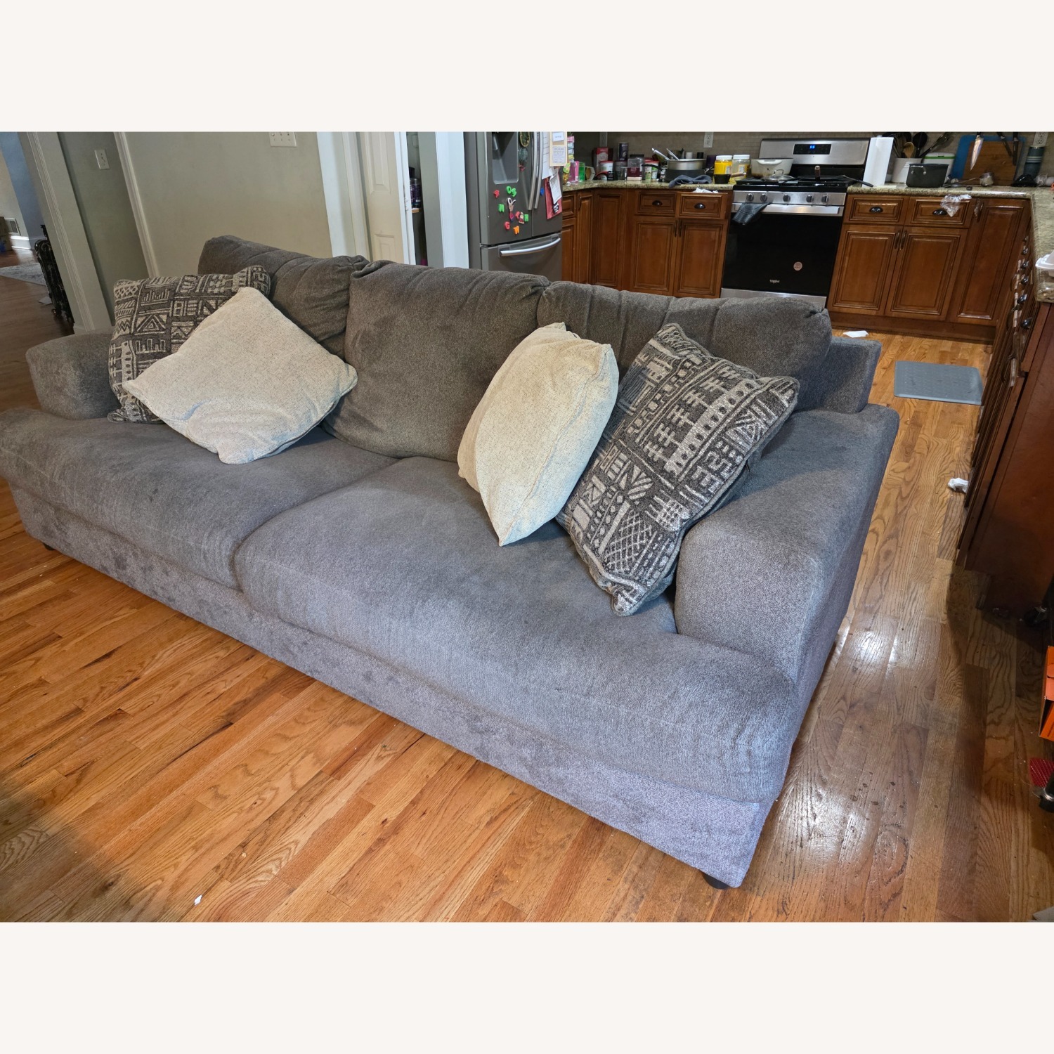 Ashley Furniture Soletren 3+ Seater Sofa - image-2