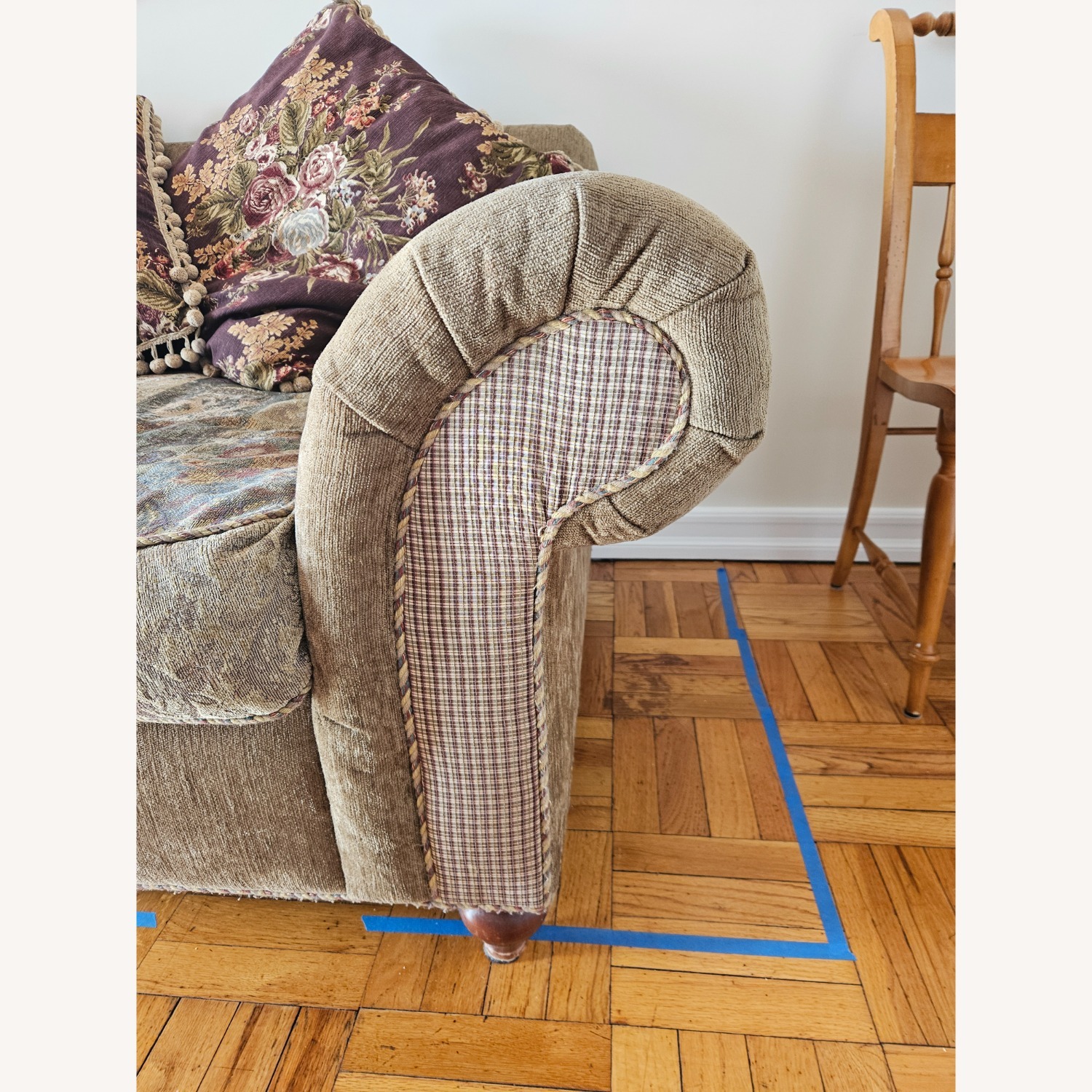 Domain Furniture 3+ Seater Sofa - image-3