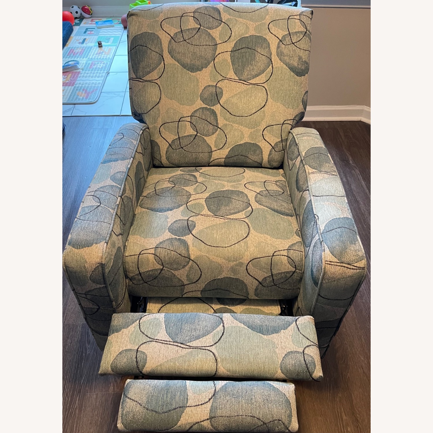 Rooms To Go Alanis Bay Blue Recliner - image-2