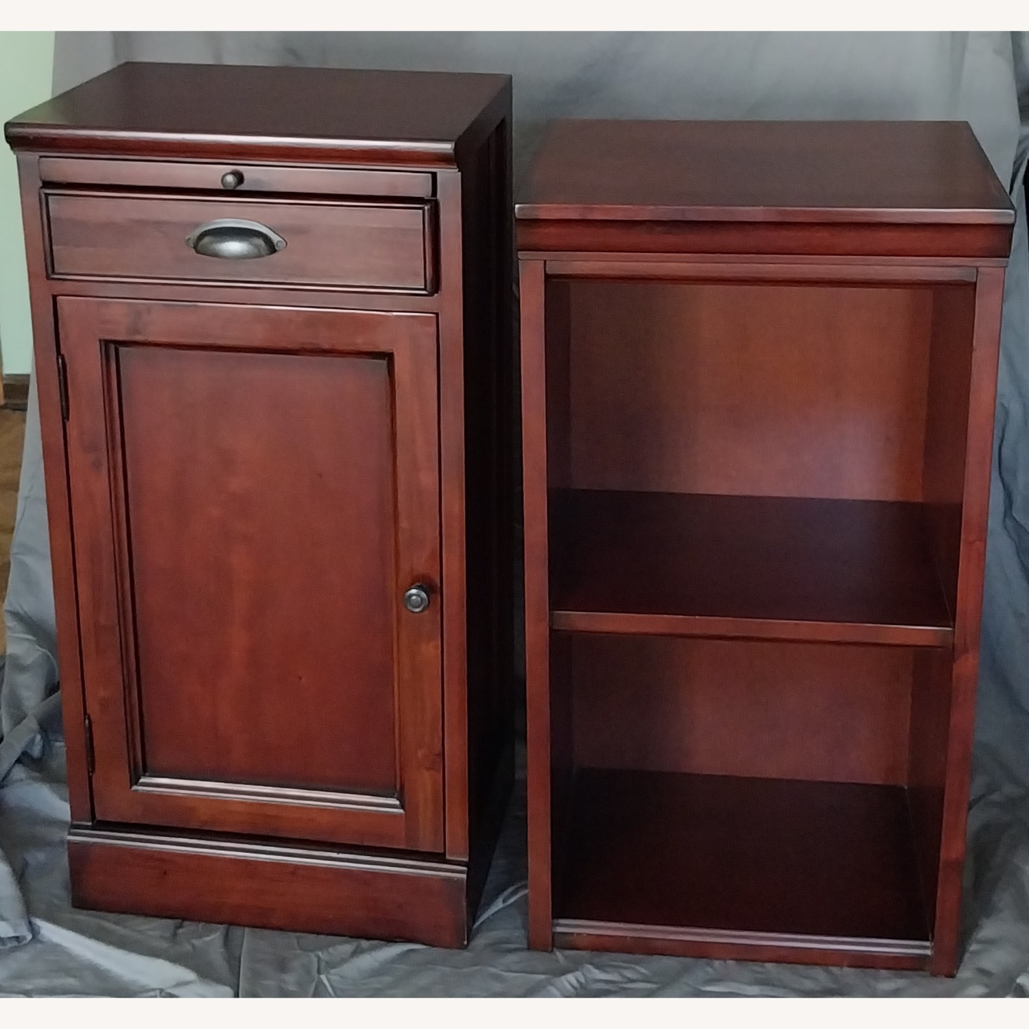 Pottery Barn Aubrey Shelf with Cabinet (19") - image-15